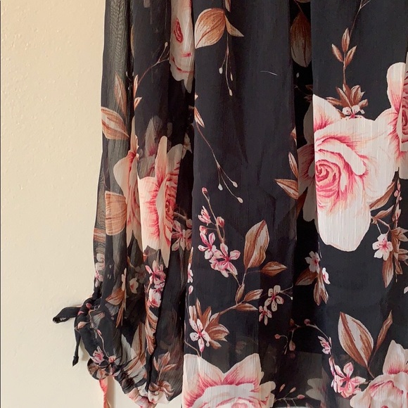 Off the shoulder shirt - Picture 2 of 2